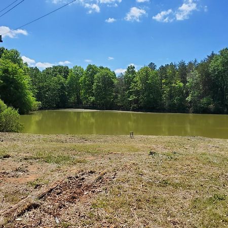 Emmar Blue & Fishing Lake Charlotte Extérieur photo